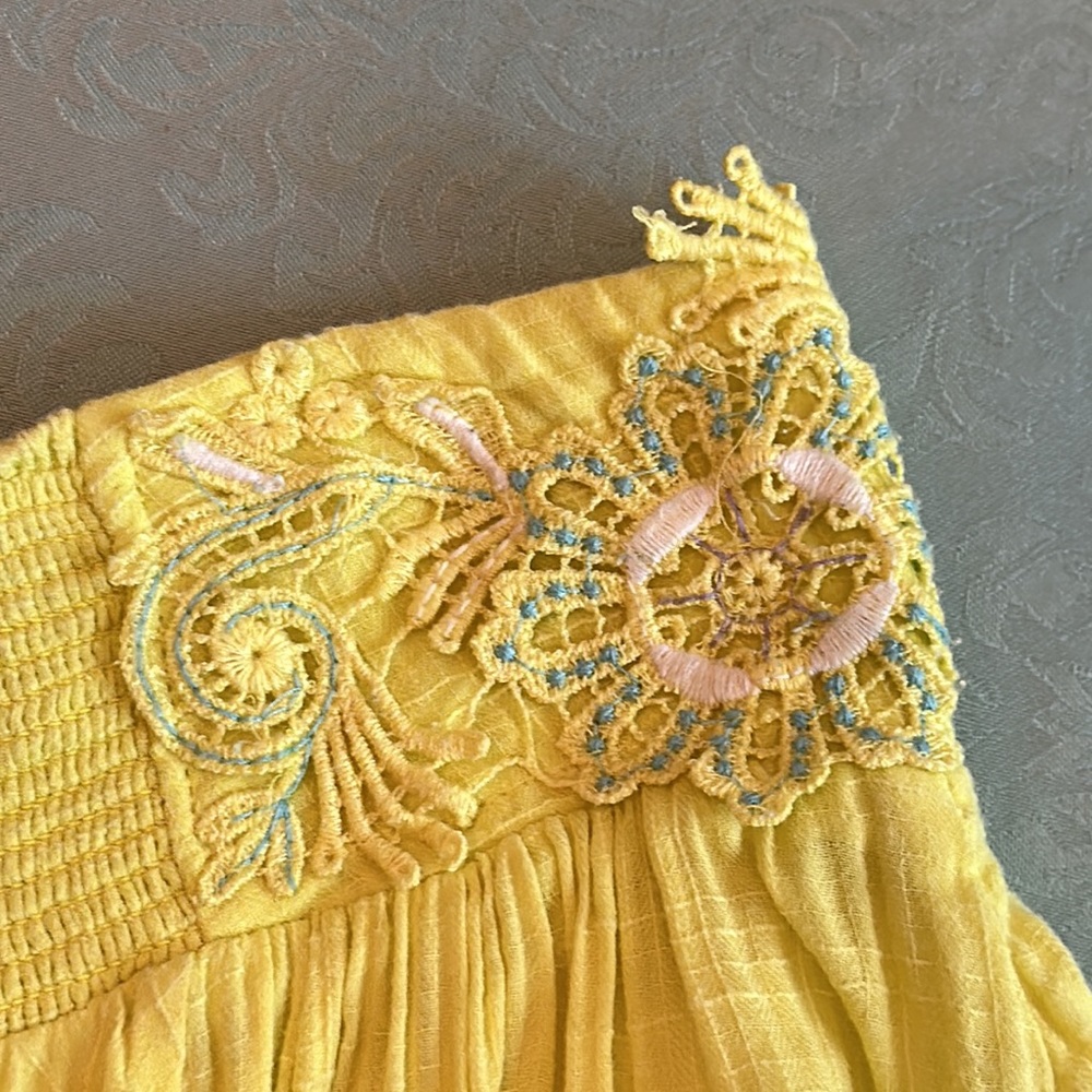 Anthropologie Floreat yellow stellina flower skirt (H) - Picture 6 of 11